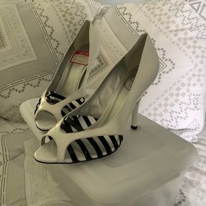 Jessica Simpson Heels